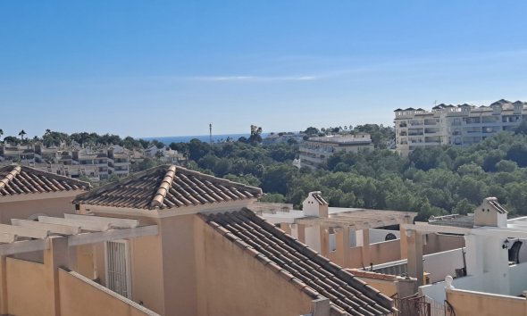 Revente - Town House -
Villamartin - Costa Blanca