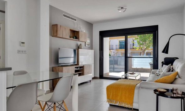Resale - Bungalow -
Pilar de la Horadada - Zona Pueblo