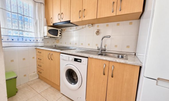 Resale - Apartment -
Torrevieja - Los Europeos