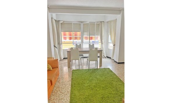 Revente - Apartment -
Guardamar del Segura - Centro