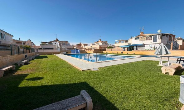 Revente - Quad House -
Torrevieja - Carrefour