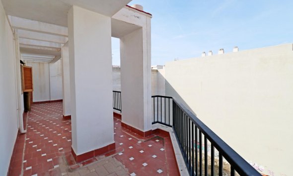 Revente - Attique -
Torrevieja - Habaneras