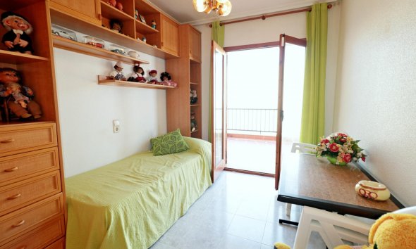 Revente - Attique -
Torrevieja - Habaneras