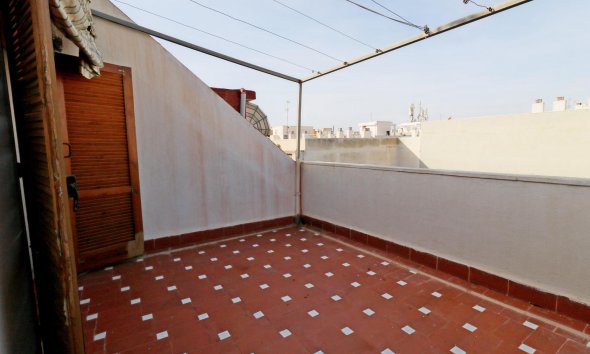Revente - Attique -
Torrevieja - Habaneras
