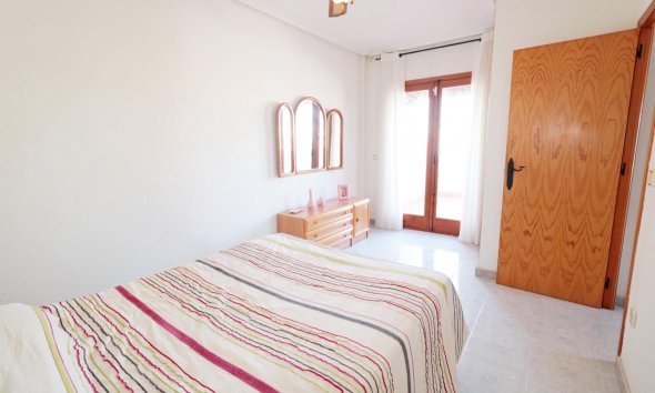 Revente - Attique -
Torrevieja - Habaneras