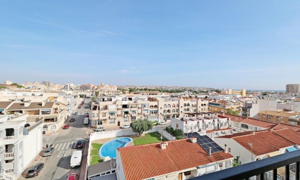 Revente - Attique -
Torrevieja - Habaneras