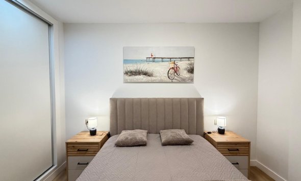 Revente - Apartment -
Torrevieja - Centro