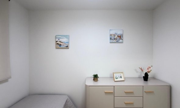 Revente - Apartment -
Torrevieja - Centro