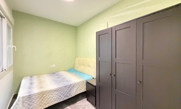 Revente - Apartment -
Torrevieja - Playa del Cura