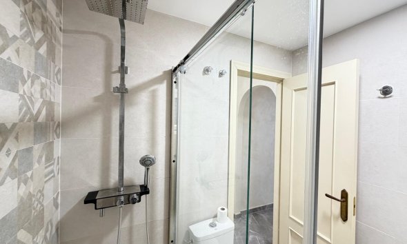 Revente - Apartment -
Torrevieja - Playa del Cura