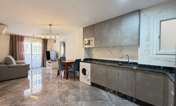 Revente - Apartment -
Torrevieja - Playa del Cura