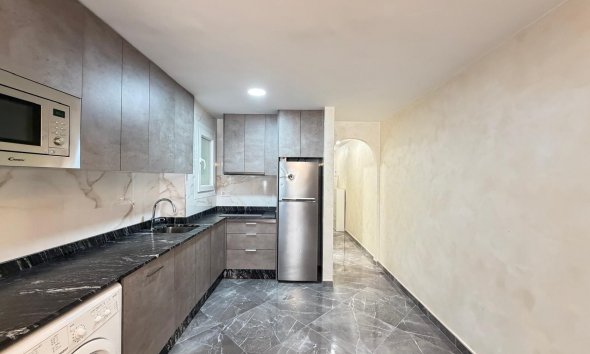 Revente - Apartment -
Torrevieja - Playa del Cura