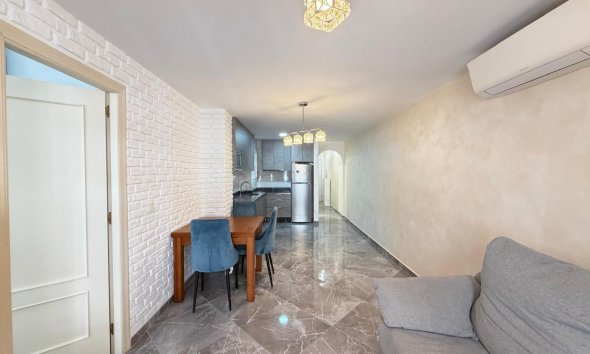 Revente - Apartment -
Torrevieja - Playa del Cura