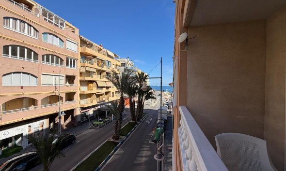 Revente - Apartment -
Torrevieja - Playa del Cura