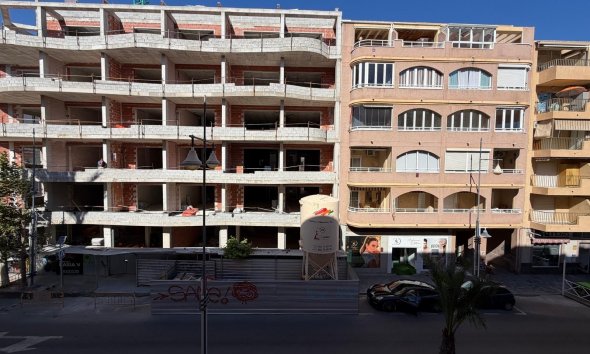 Revente - Apartment -
Torrevieja - Playa del Cura