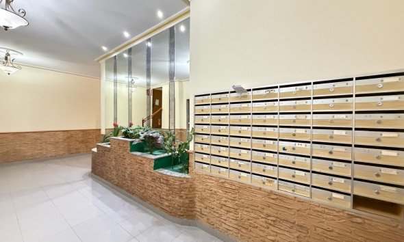 Revente - Apartment -
Torrevieja - Playa del Cura