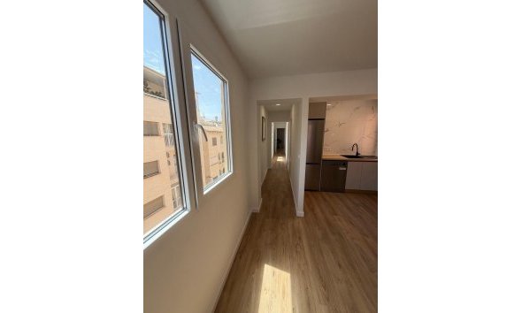 Revente - Apartment -
Torrevieja - Playa de los Locos