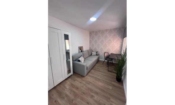 Revente - Apartment -
Torrevieja - Playa de los Locos