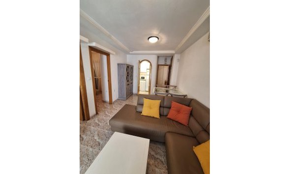 Revente - Apartment -
Torrevieja - Estacion De Autobuses