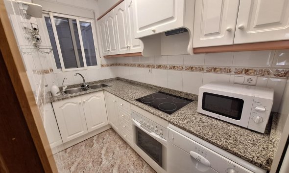 Revente - Apartment -
Torrevieja - Estacion De Autobuses
