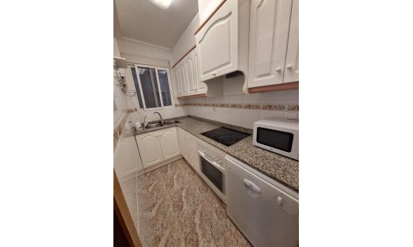 Revente - Apartment -
Torrevieja - Estacion De Autobuses