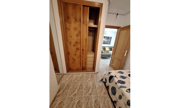Revente - Apartment -
Torrevieja - Estacion De Autobuses