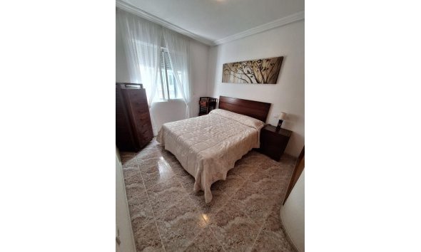 Revente - Apartment -
Torrevieja - Estacion De Autobuses