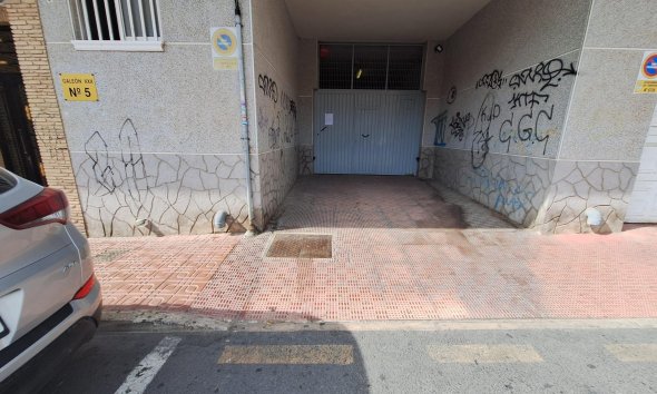 Revente - Apartment -
Torrevieja - Estacion De Autobuses