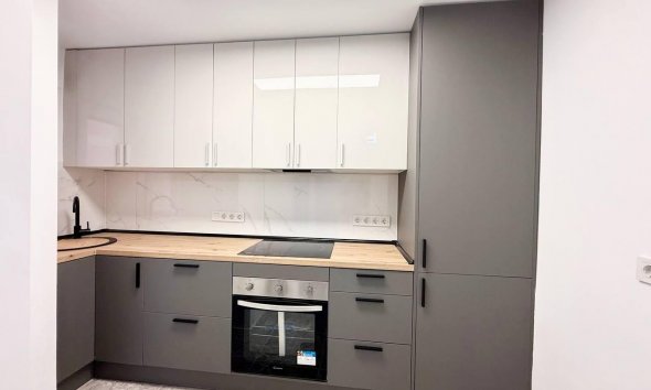 Revente - Apartment -
Torrevieja - Playa del Cura
