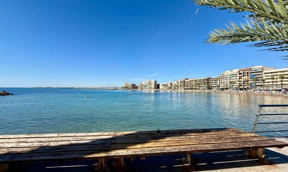 Revente - Apartment -
Torrevieja - Playa del Cura