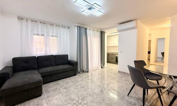 Revente - Apartment -
Torrevieja - Playa del Cura