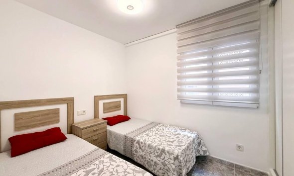 Revente - Apartment -
Torrevieja - Playa del Cura