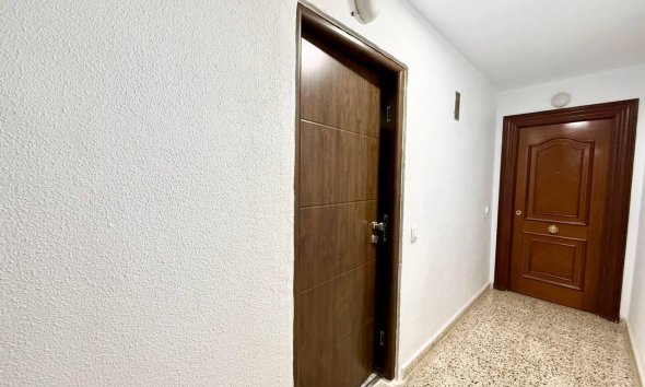 Revente - Apartment -
Torrevieja - Playa del Cura