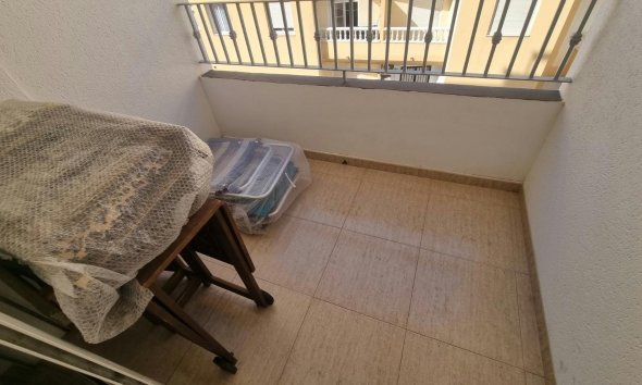 Revente - Apartment -
Torrevieja - Centro