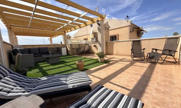 Revente - Semi Detached -
Villamartin - Costa Blanca