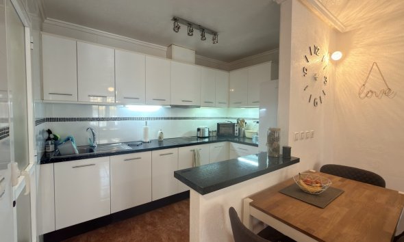 Revente - Semi Detached -
Villamartin - Costa Blanca