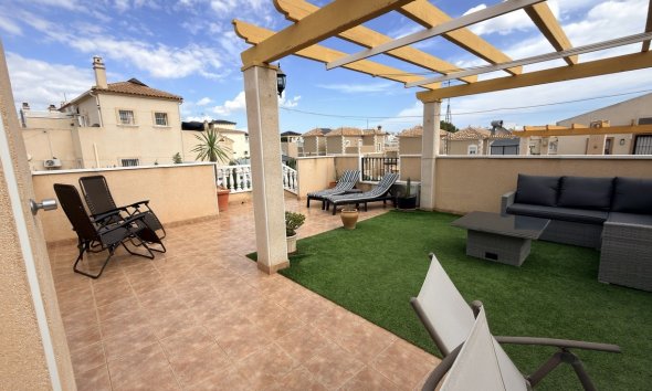 Revente - Semi Detached -
Villamartin - Costa Blanca