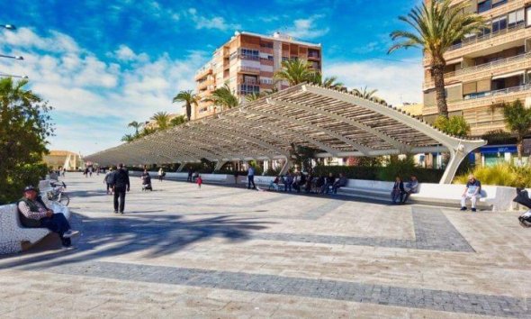 Obra nueva - Ático -
Torrevieja - La Mata