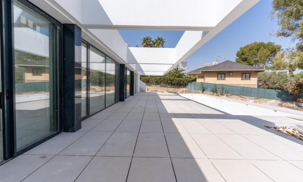 Obra nueva - Villa -
Orihuela Costa - Las Filipinas