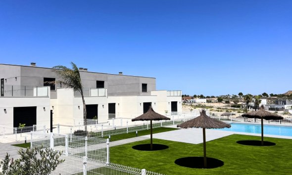 Nouvelle construction - Town House -
Banos y Mendigo - Altaona Golf And Country Village