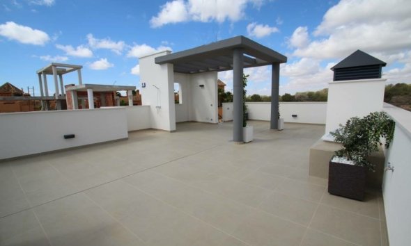 Obra nueva - Villa -
Orihuela Costa - Campoamor