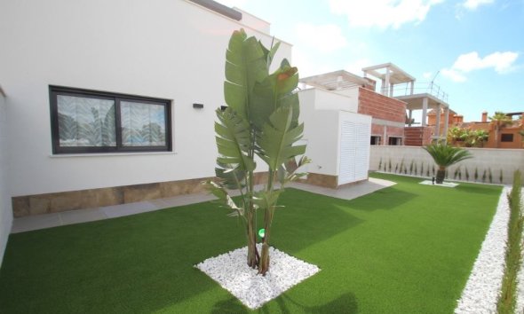 Obra nueva - Villa -
Orihuela Costa - Campoamor