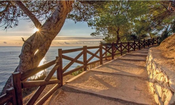 Nouvelle construction - Villa -
Benissa - Cala Advocat