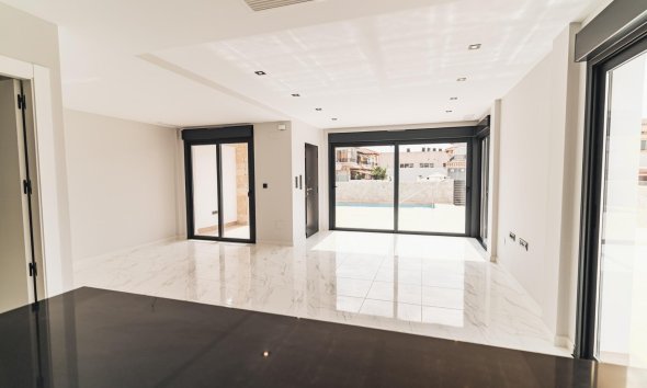 Nouvelle construction - Villa -
Orihuela Costa - Punta Prima