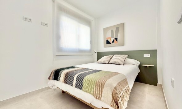 Nouvelle construction - Town House -
Cox - San Fernando