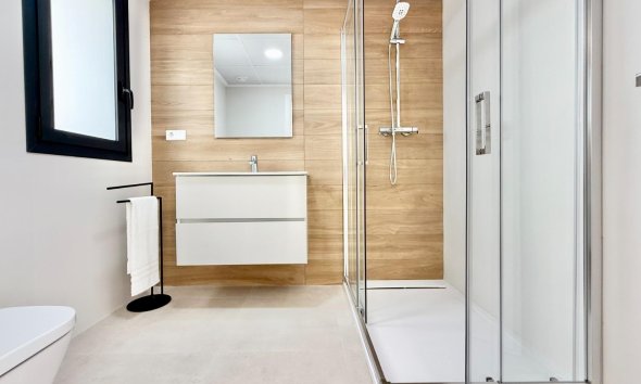 Nouvelle construction - Town House -
Cox - San Fernando