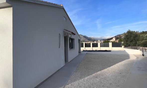 Nouvelle construction - Villa -
Penaguila - El Olivar
