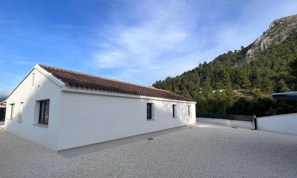 Nouvelle construction - Villa -
Penaguila - El Olivar