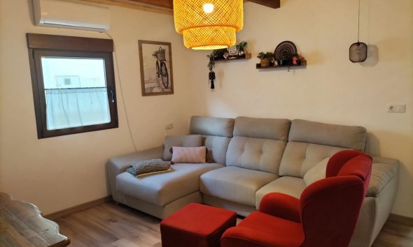 Resale - Town House -
Formentera del Segura - Centro