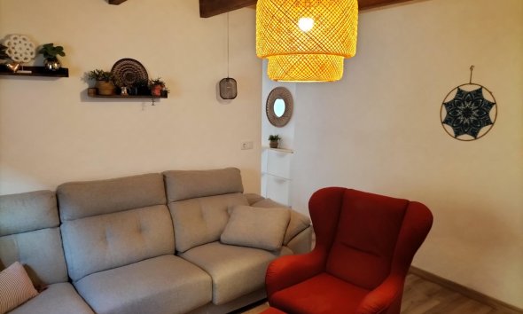 Resale - Town House -
Formentera del Segura - Centro